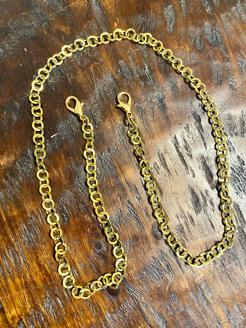 Gold Circles Mask Chain